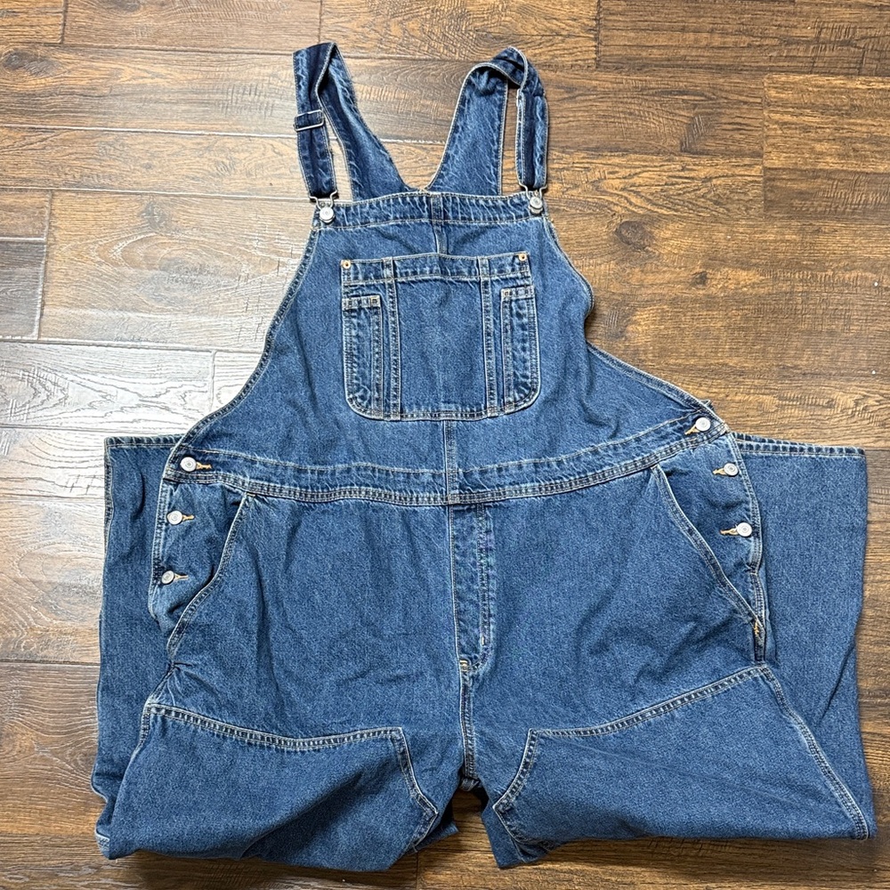 Old Navy Women's Wide Leg overalls in Blue